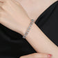 Pulseira ajustável em formato de corações de ouro 14K com cristais Swarovski
