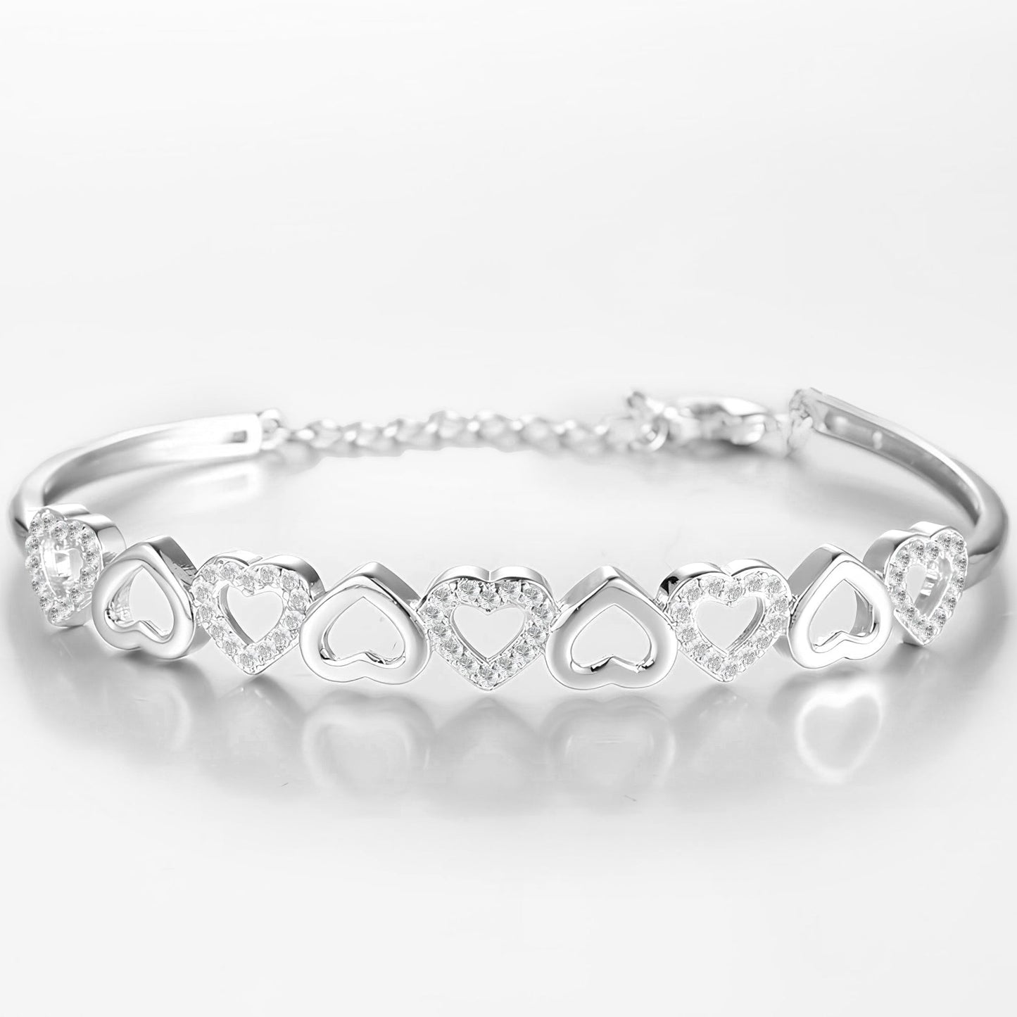 Pulseira ajustável em formato de corações de ouro 14K com cristais Swarovski