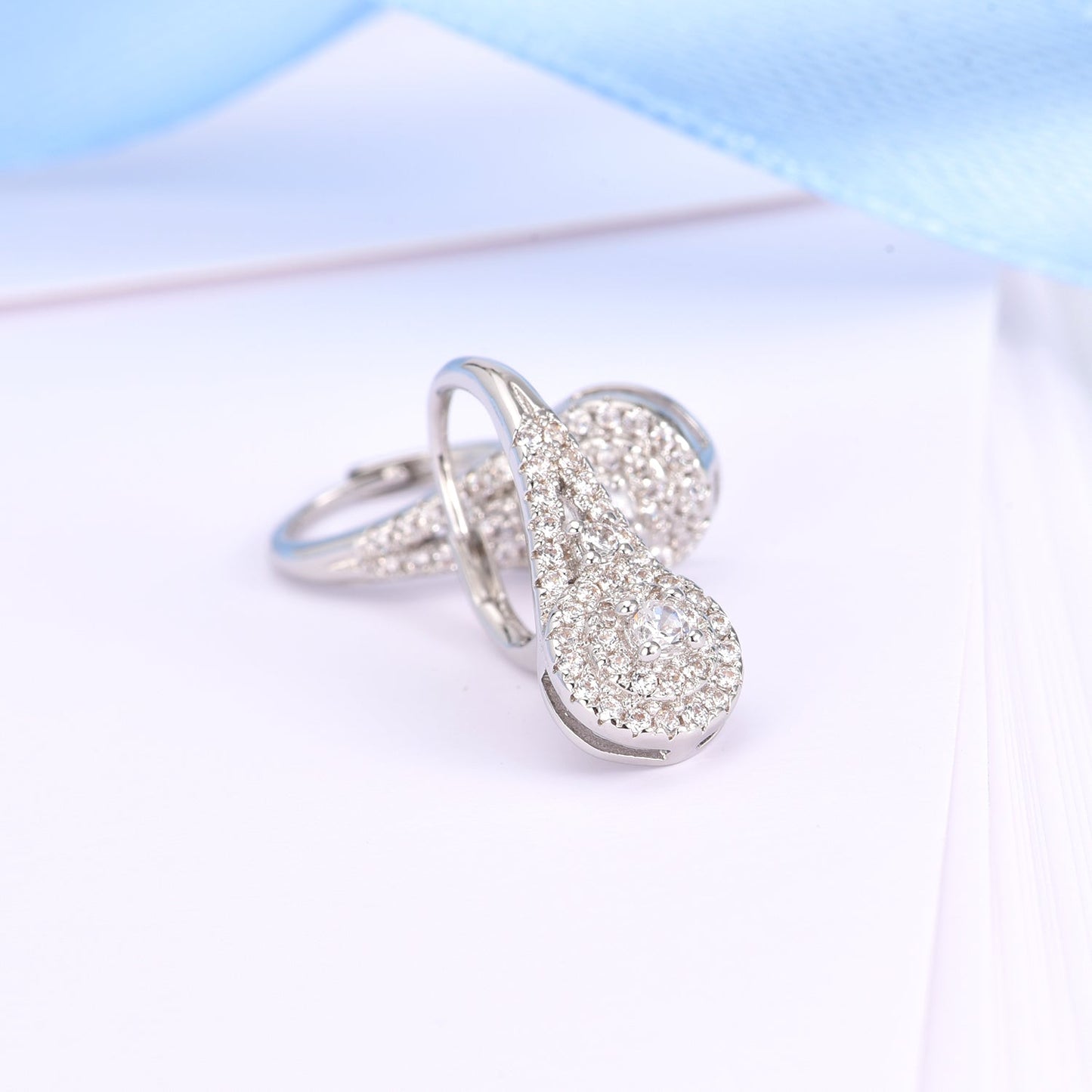 Brinco de cristal genuíno com alavanca em ouro rosa ou branco 18K