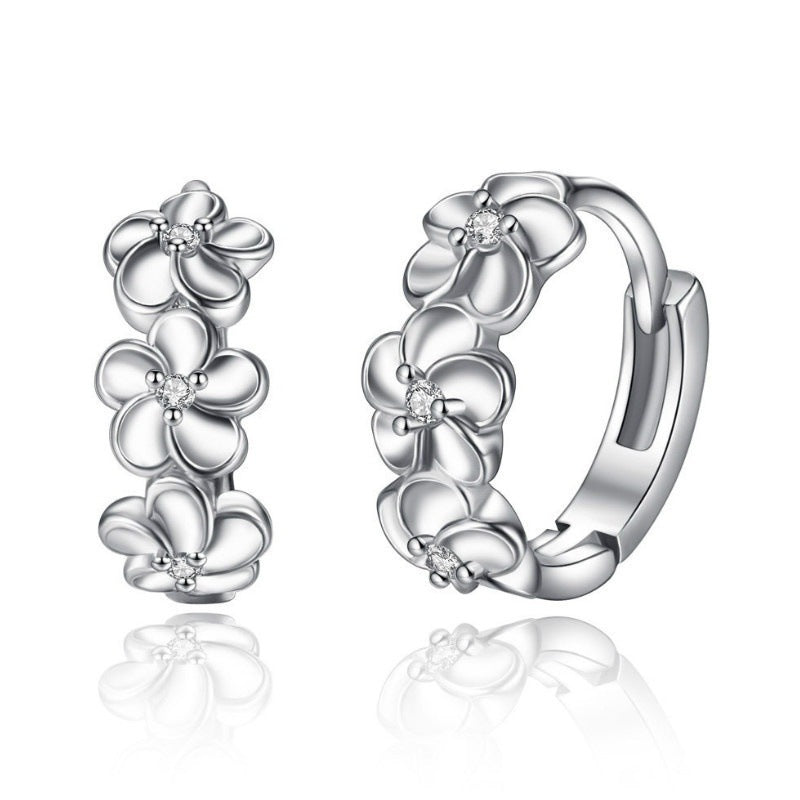 Brincos de argola Huggie com flor de cristal genuíno