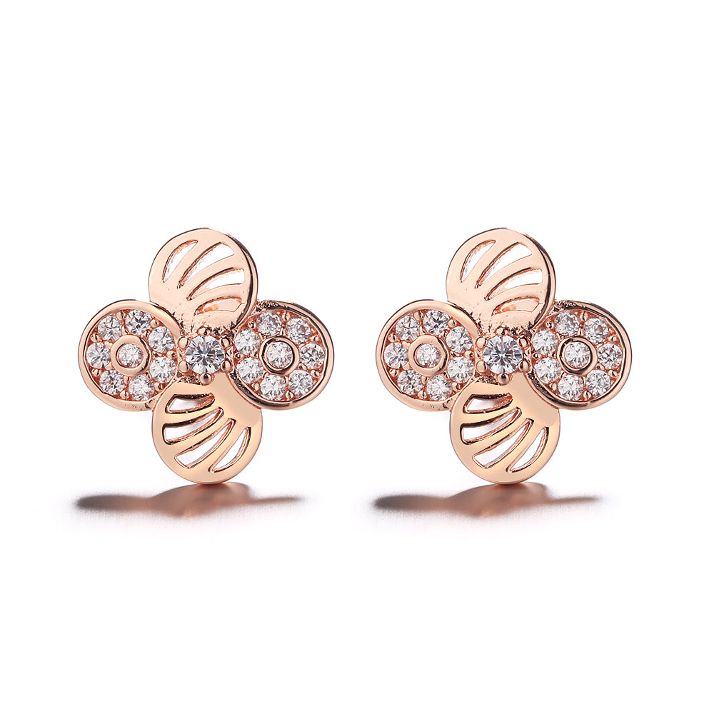 Brincos de flor de cristal de prata esterlina em ouro rosa 18k