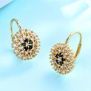 Brincos Huggie de flor em ouro 14K com cristais Swarovski