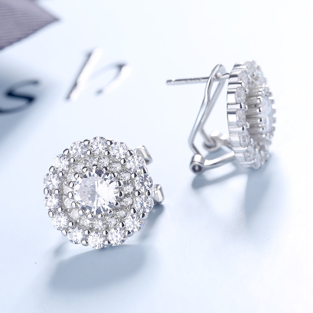 Brincos de prata esterlina com halo duplo ômega e cristais