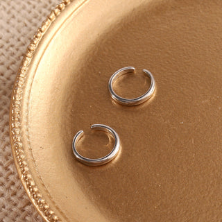 Brincos de punho em ouro 14k e prata esterlina