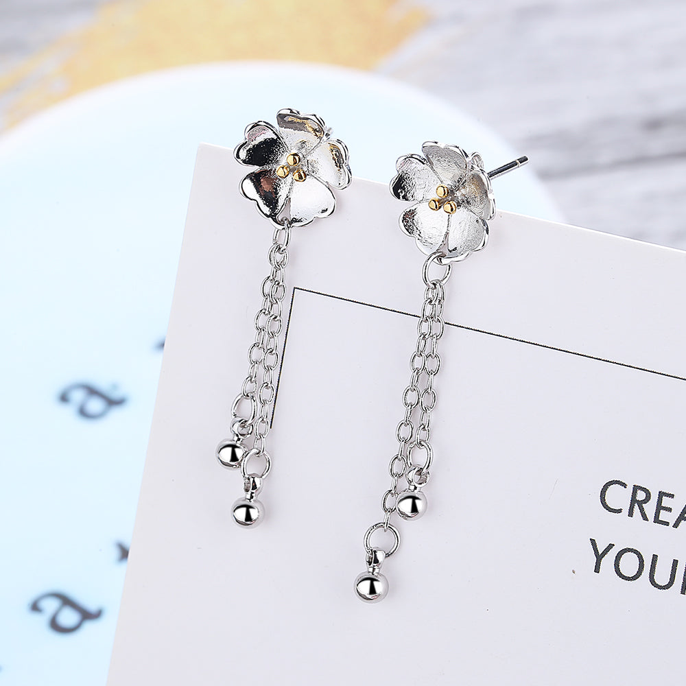 Brincos pendentes florais em dois tons de ouro 14K Amy e Annette