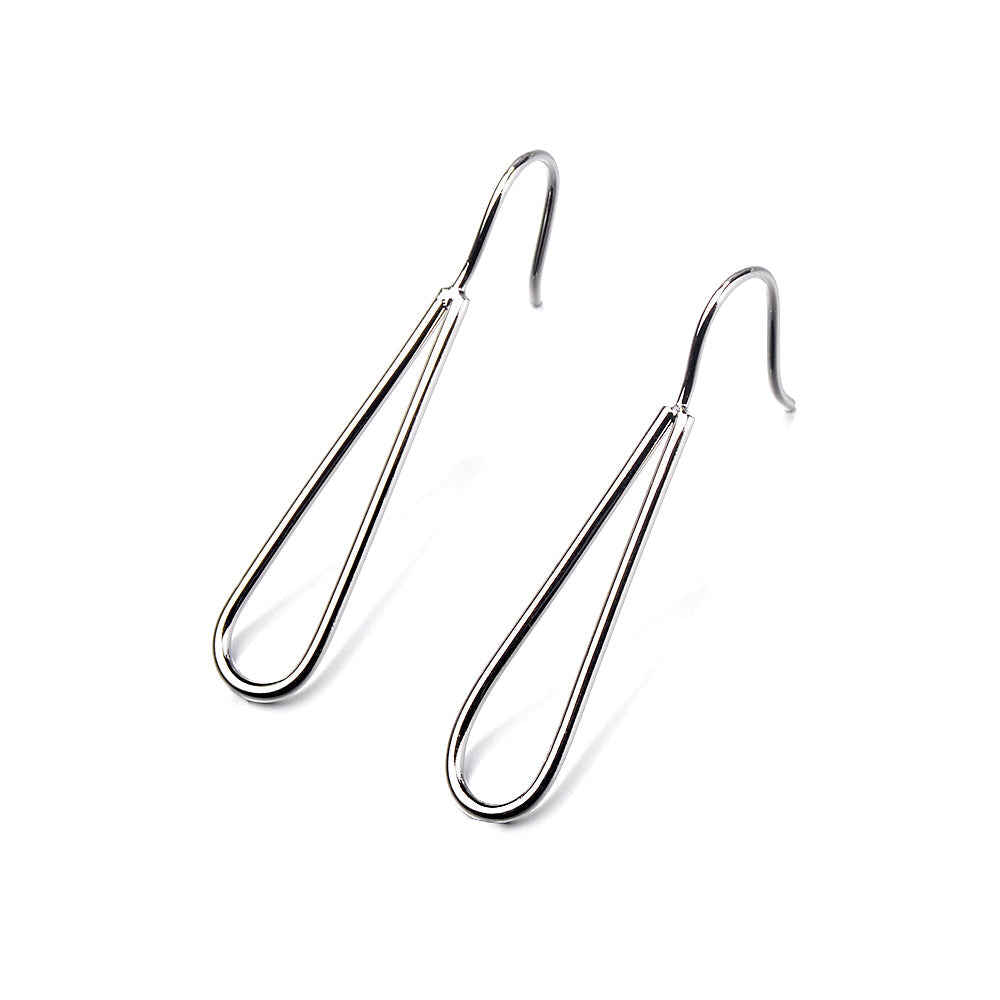 Brinco pendente tipo gota d'água aberto e retrátil