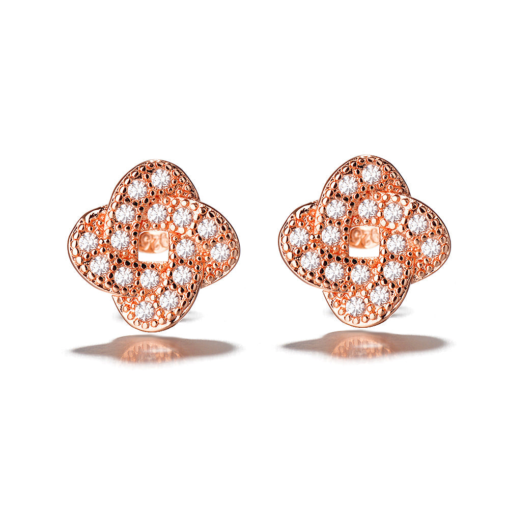 Brincos de pino com nó incrustado em prata esterlina e cristais Swarovski