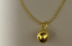 Colar com pingente de contas de prata esterlina 925