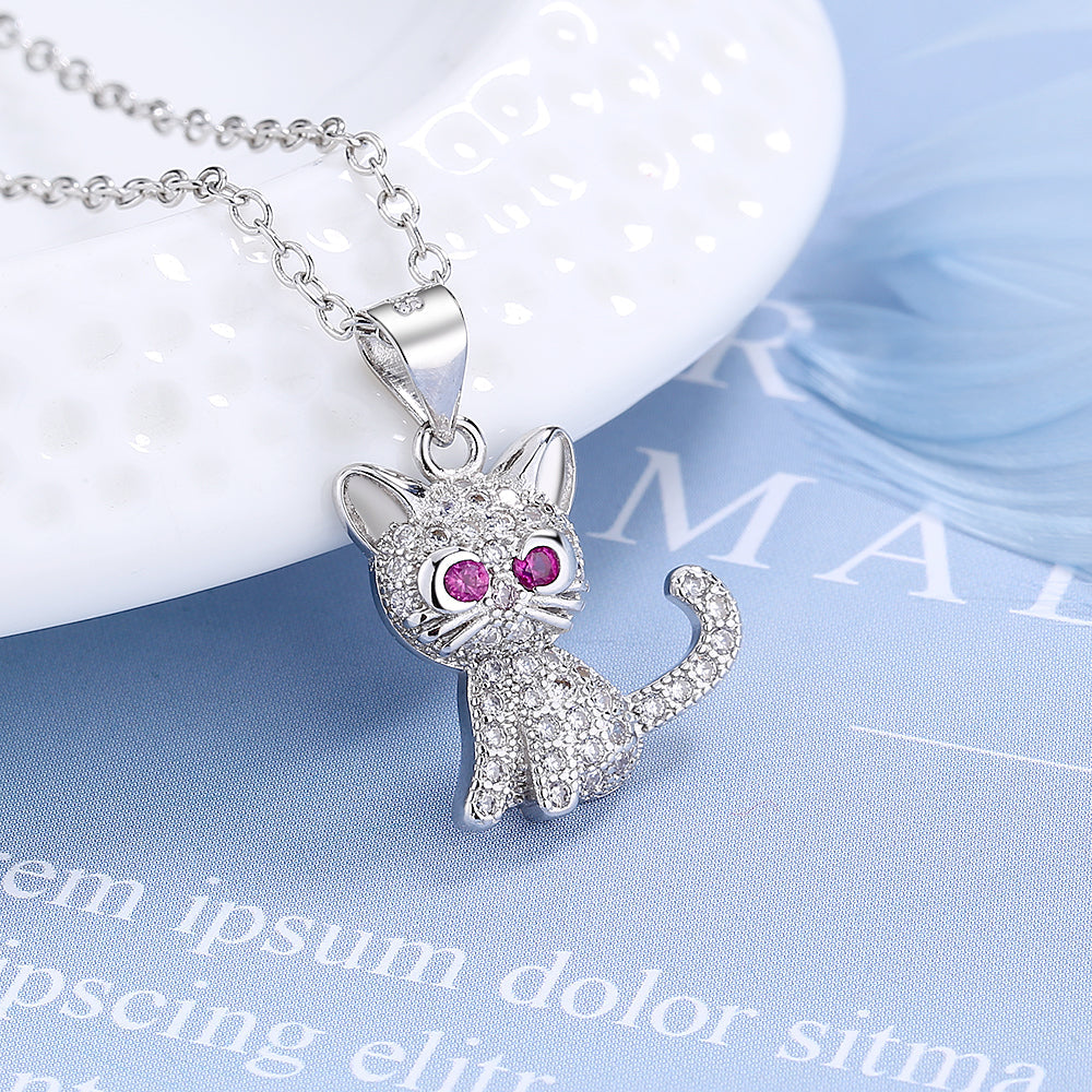 Colar com pingente de gatinho banhado a safira rosa e ouro branco 18K