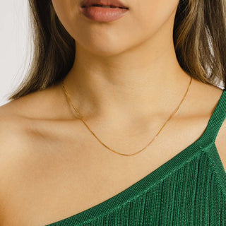 Corrente de ouro 18K em opções de 16", 18-24" Box Chain