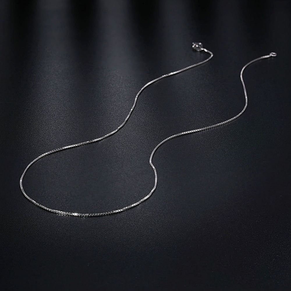 Corrente de ouro 18K em opções de 16", 18-24" Box Chain