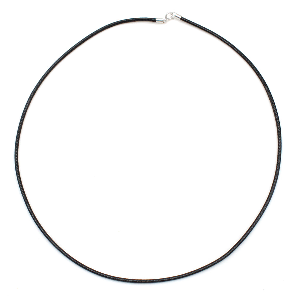 Colar de cordão de couro trançado em prata esterlina
