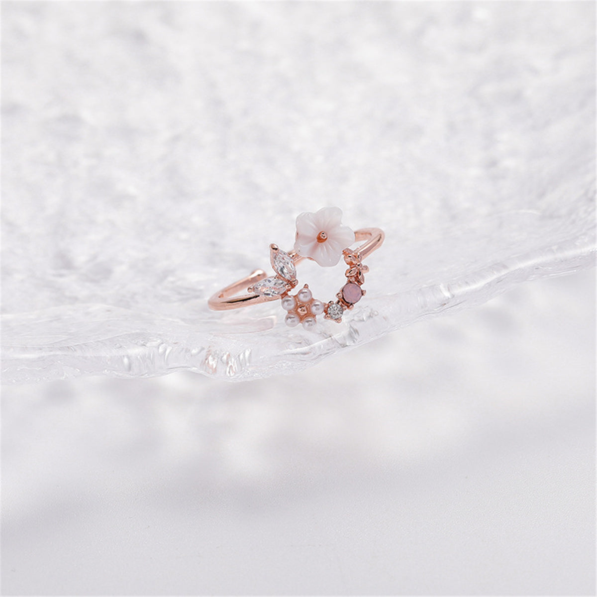 Anel ajustável em ouro 14K com cristais Swarovski