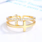 Anel com cruz lateral em ouro branco 18k, ouro amarelo e ouro rosa com cristais