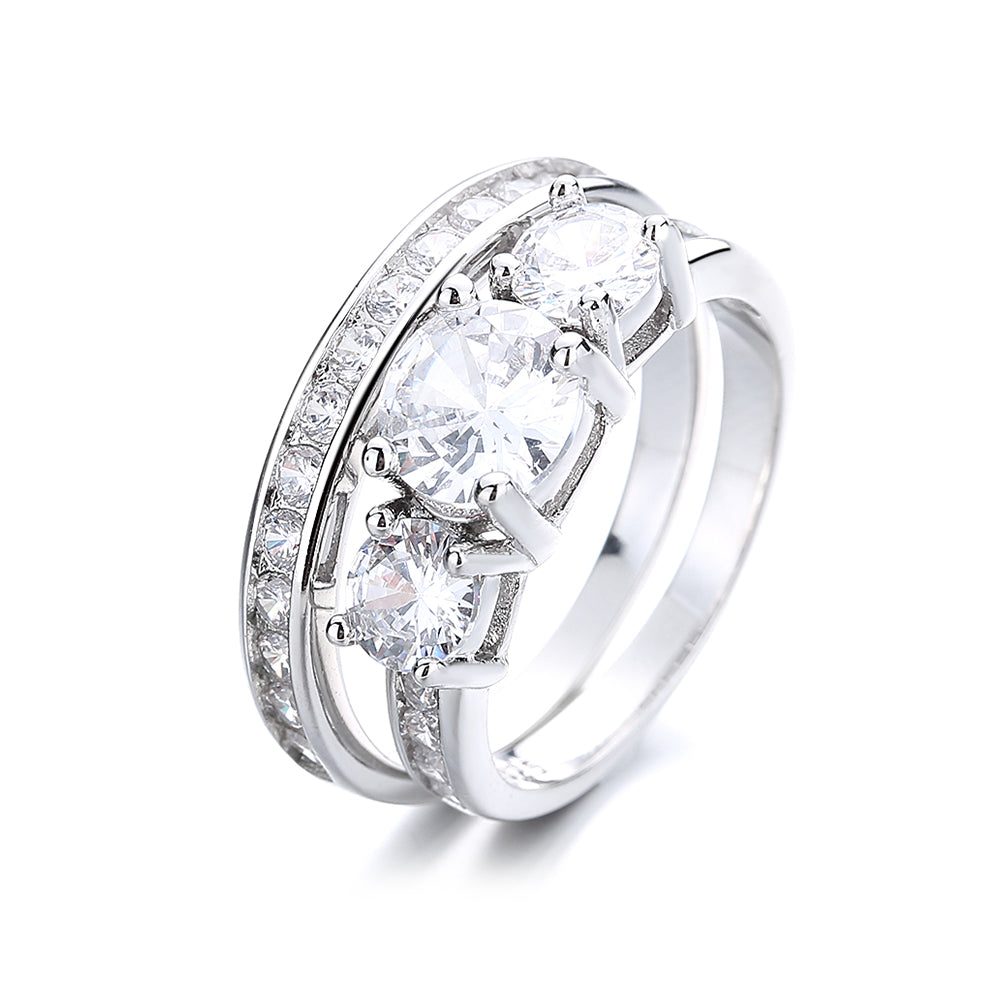 Conjunto de anéis de ouro branco 18K com duas fileiras de canais