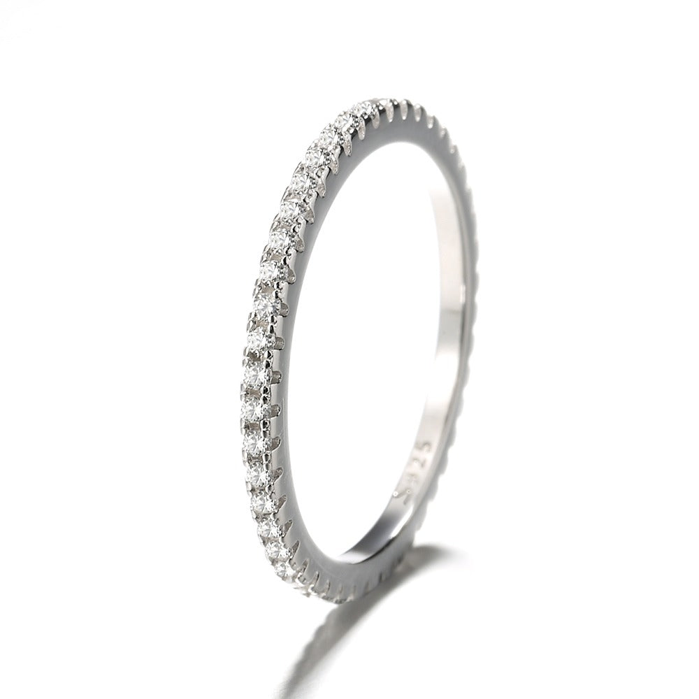 Anel da eternidade em prata esterlina com cristais da Swarovski