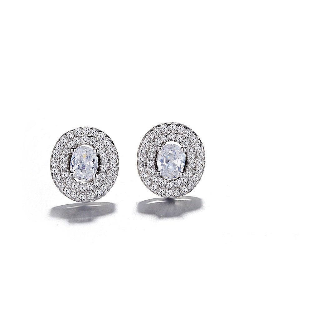 Brincos de pino oval com halo duplo de prata esterlina