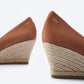 Espadrilles plataforma com corte em U em lona com rosas