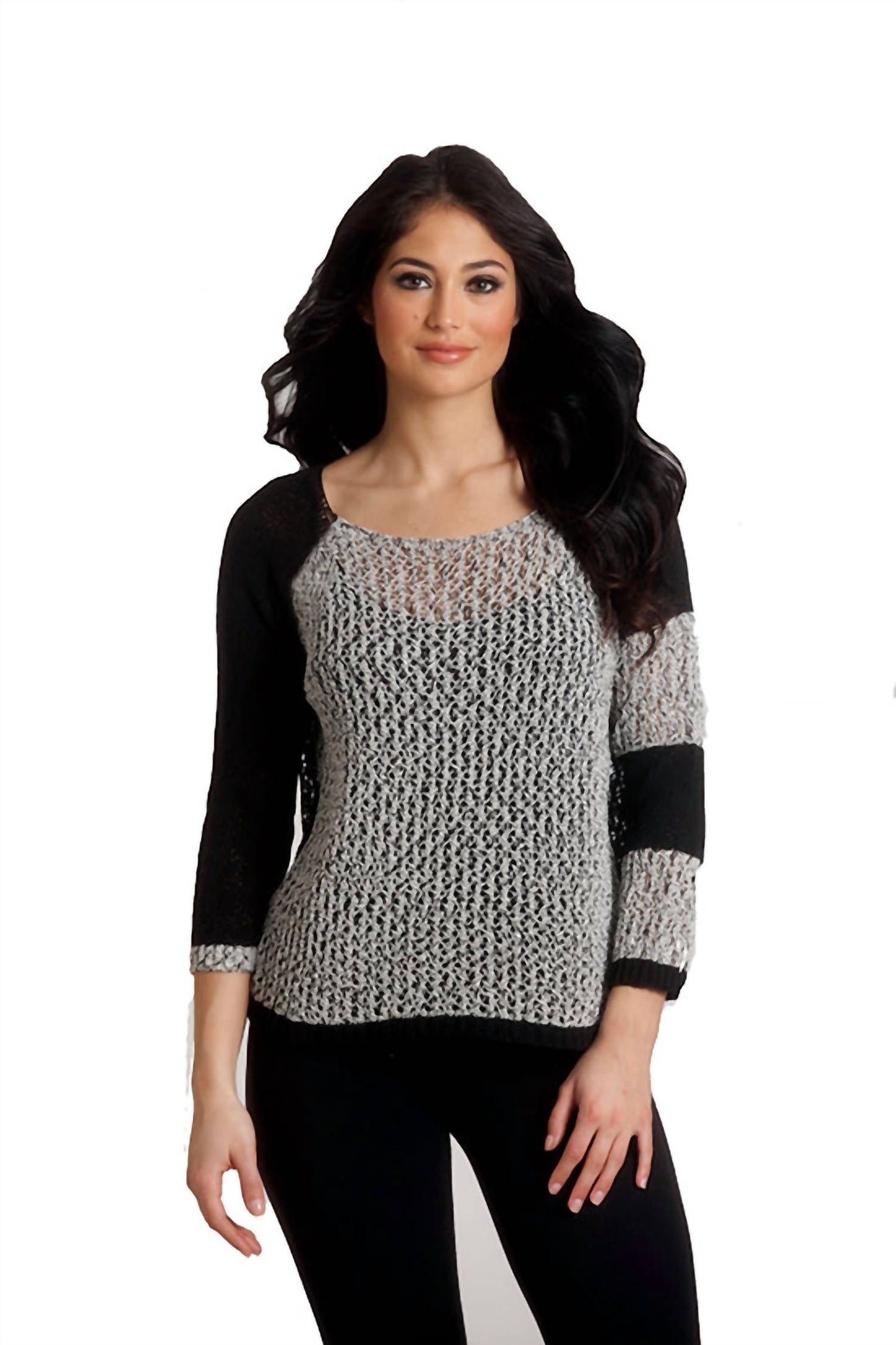 French Kyss - Crochet Raglan Crew