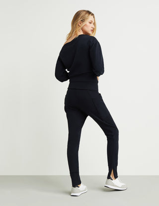 GSTQ Black