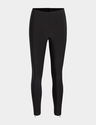 GSTQ Black