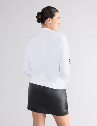 GSTQ White