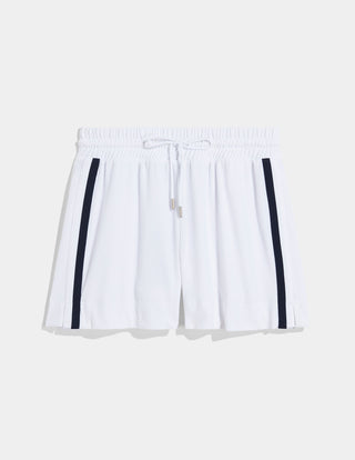 GSTQ White