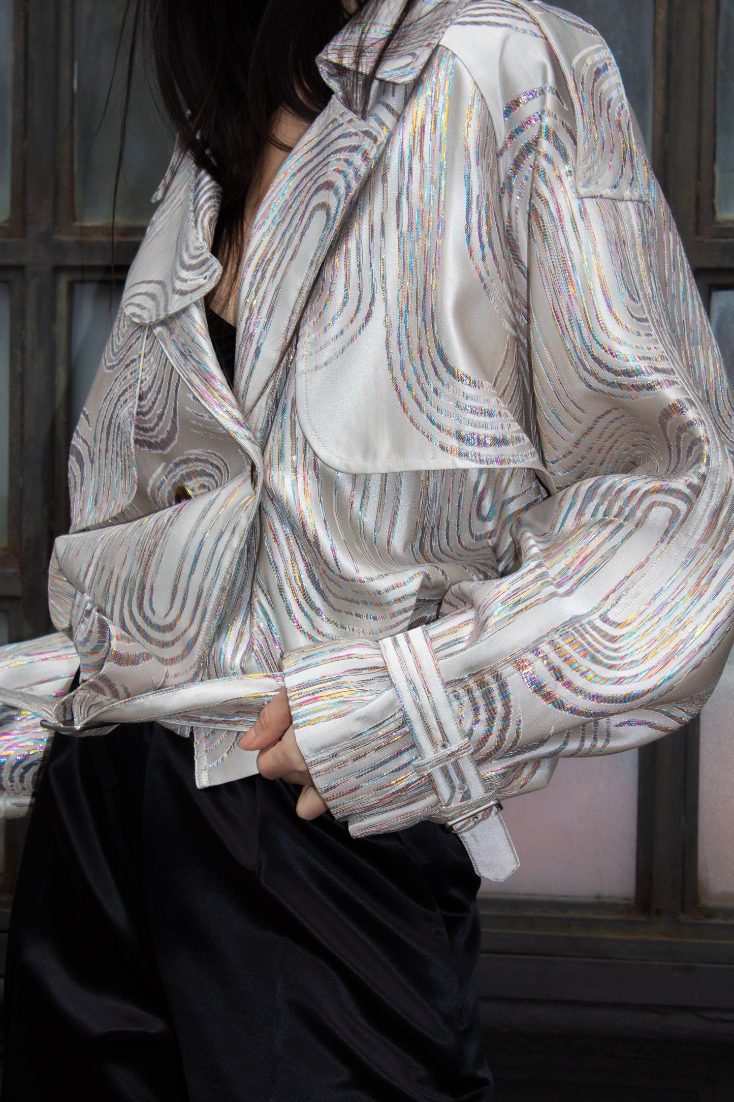 Jaqueta Bomber Jacqueline em Bege – Casaco Bomber Feminino Estiloso