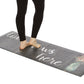 Tapete de cozinha acolchoado antifadiga grande de 20" x 55" (Love Grows Here) 