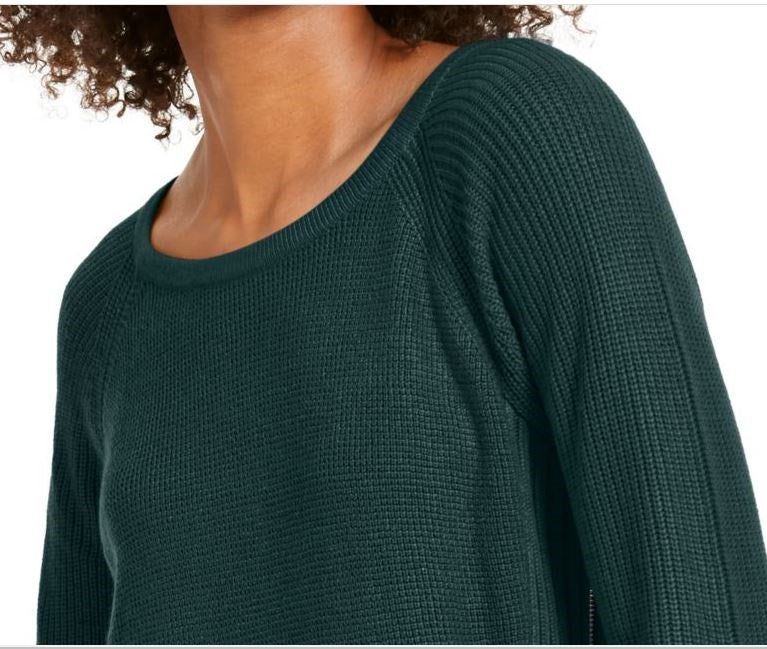 Blusa feminina estampada de manga comprida e decote redondo, tamanho médio, verde, da INC International Concepts