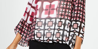 Blusa feminina Alfani com estampa rosa e manga 3/4, gola redonda, tamanho pequeno, médio