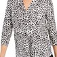 Charter Club Blusa feminina com estampa animal e decote em V, plissada, branca, tamanho grande