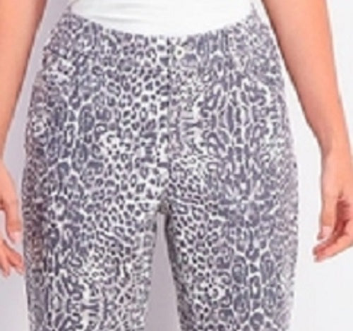 Calça jeans skinny feminina essencial com estampa de leopardo e ajuste curvilíneo, azul, tamanho 2, da INC International Concepts