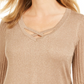 Blusa feminina JM Collection com gola em lurex e decote em treliça, tamanho extragrande, dourada