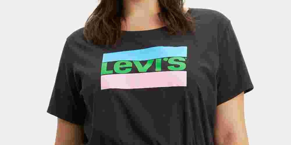 Camiseta Levi's Feminina Trendy Plus Size Perfect Preta Tamanho 3X