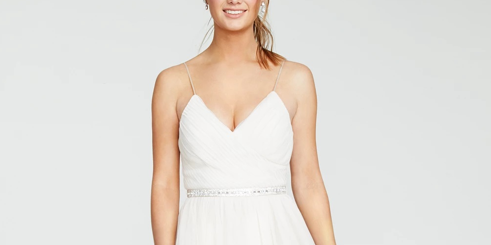 Vestido infantil com cinto e strass e corações de lantejoulas, tamanho 15, marfim