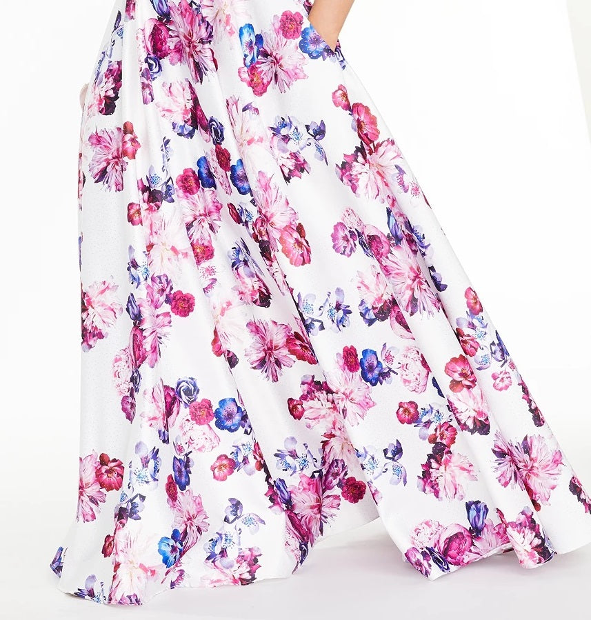 Vestido infantil City Studios com estampa floral e renda nas costas, tamanho 5, branco