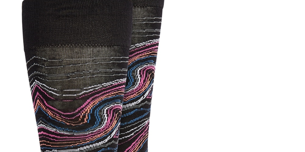 Meias estampadas masculinas Perry Ellis pretas tamanho regular