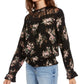 Blusa American Rag Junior com acabamento em renda e cintura franzida, tamanho pequeno, branca