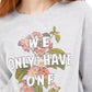 Camiseta gráfica One Planet do Rebellious One Juniors, cinza, tamanho extragrande