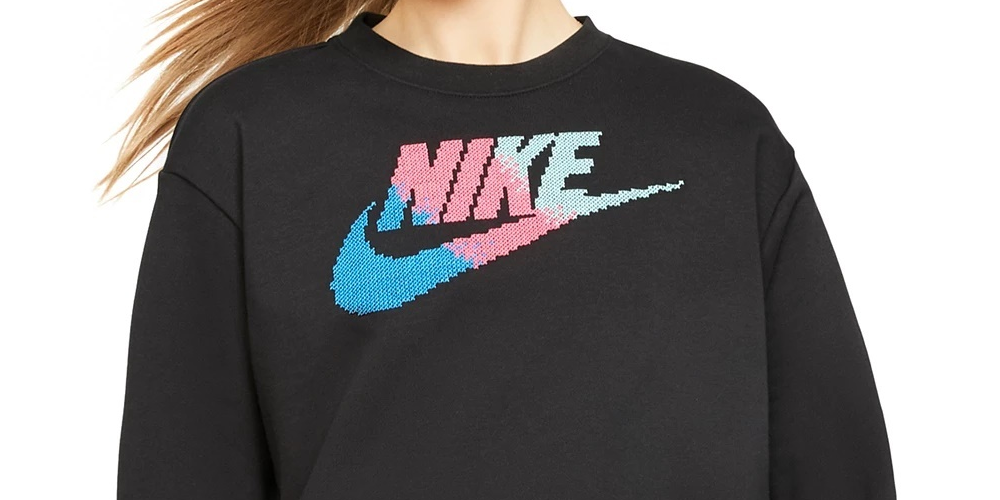 Moletom curto com estampa de logotipo Nike Sportswear feminino, preto, tamanho grande
