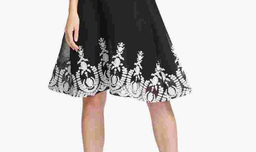 Vestido feminino DKNY sem mangas bordado com ajuste evasê, preto, tamanho 10