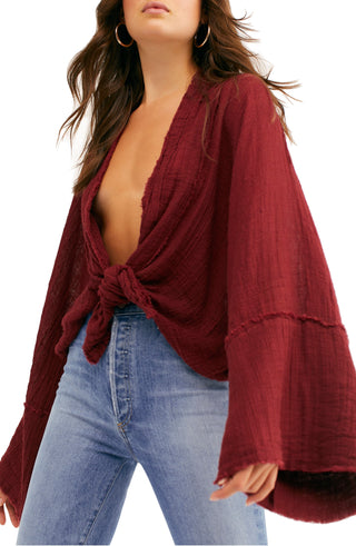 Blusa envolvente Azalea feminina Free People, vermelha escura, tamanho X-S