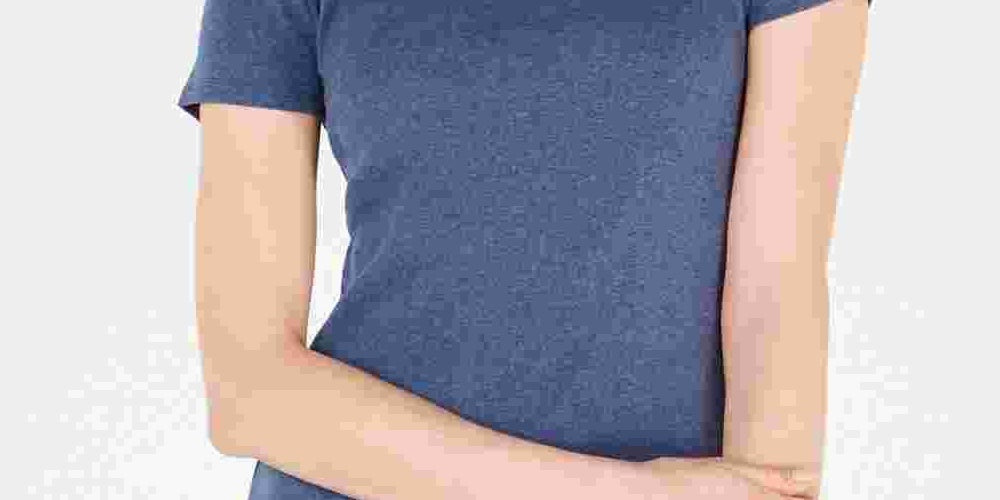 Camiseta feminina Tommy Hilfiger com decote em V, azul-marinho, tamanho extragrande