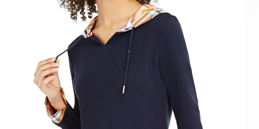 Tommy Hilfiger Blusa feminina com capuz e estampa xadrez contrastante, tamanho médio, azul marinho