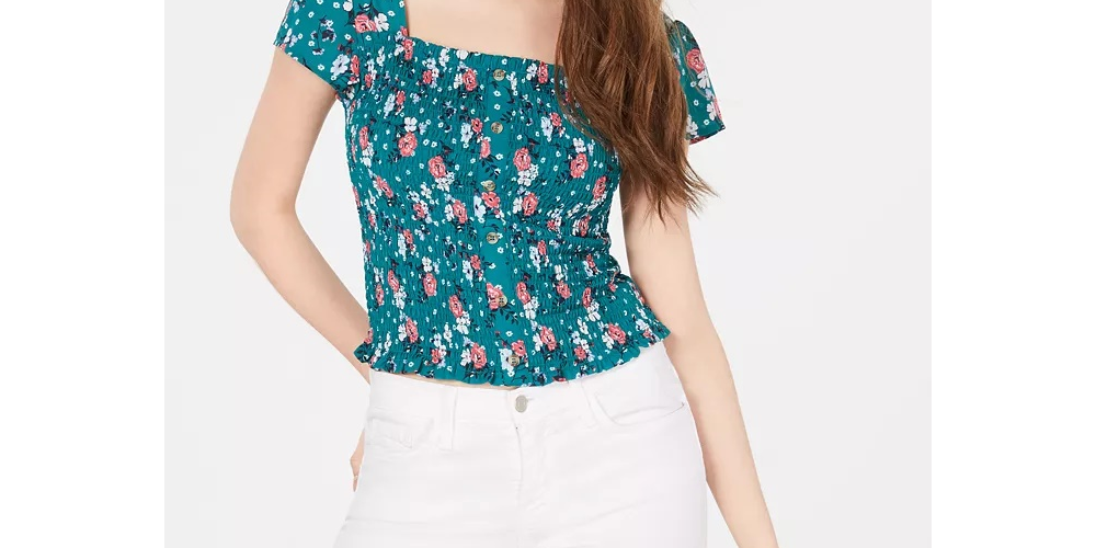 Blusa Crave Fame Juniors com estampa de manga curta e babados, rosa, tamanho X-S