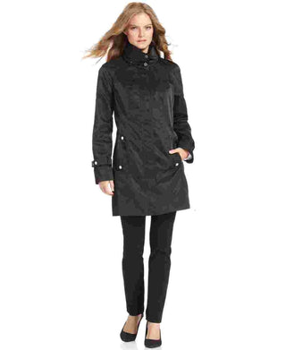 Calvin Klein Anorak feminino com capuz, dobrável, gola alta, resistente a rugas, preto, tamanho médio