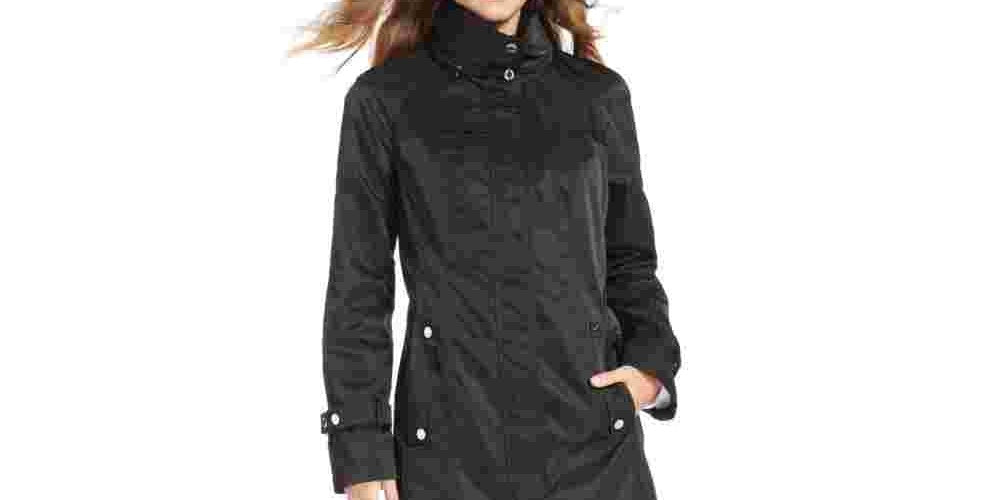 Calvin Klein Anorak feminino com capuz, dobrável, gola alta, resistente a rugas, preto, tamanho médio