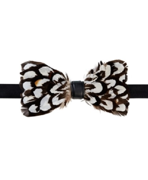 Gravata borboleta pré-amarrada de penas masculina Tallia laranja tamanho regular