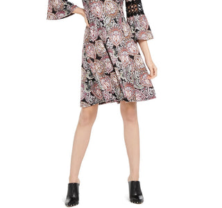 Vestido feminino NY Collection Petite Crochet Trim com manga sino, preto, tamanho Petite Large